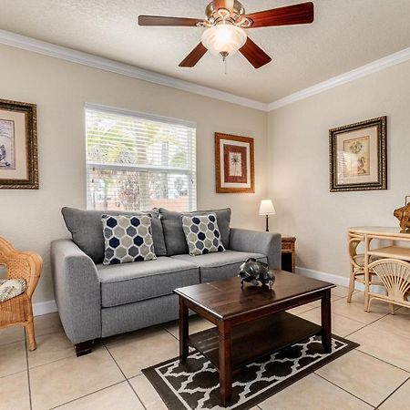Walkable To Restaurants And Steps To The Beach! - Coconut Villa'S Suite 10 St. Pete Beach Eksteriør bilde